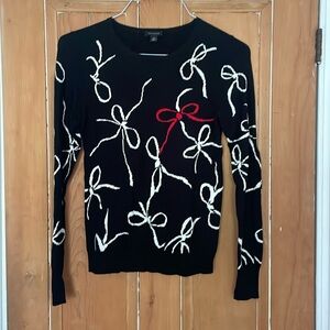 Ann Taylor light weight sweater with sweet ribbon print